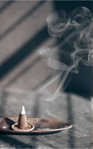 Благовония из агарового дерева